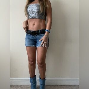 H&M Textured Silver Crop Top 🥄🥄